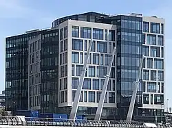 1 Central Square
