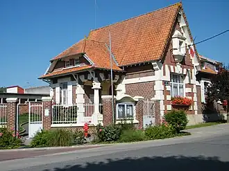 The town hall in Dernancourt