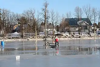 Strengthening ice by watering