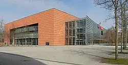 Side view (2009)